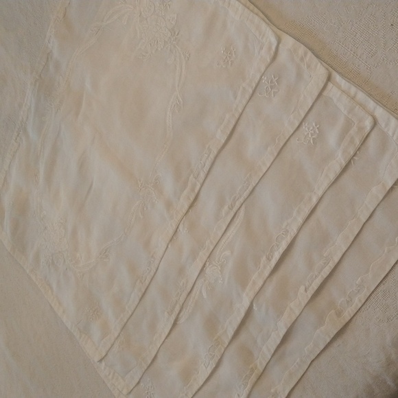 Set of 5 organdy linen handmade madeira white placemats vintage cottagecore - Picture 8 of 8